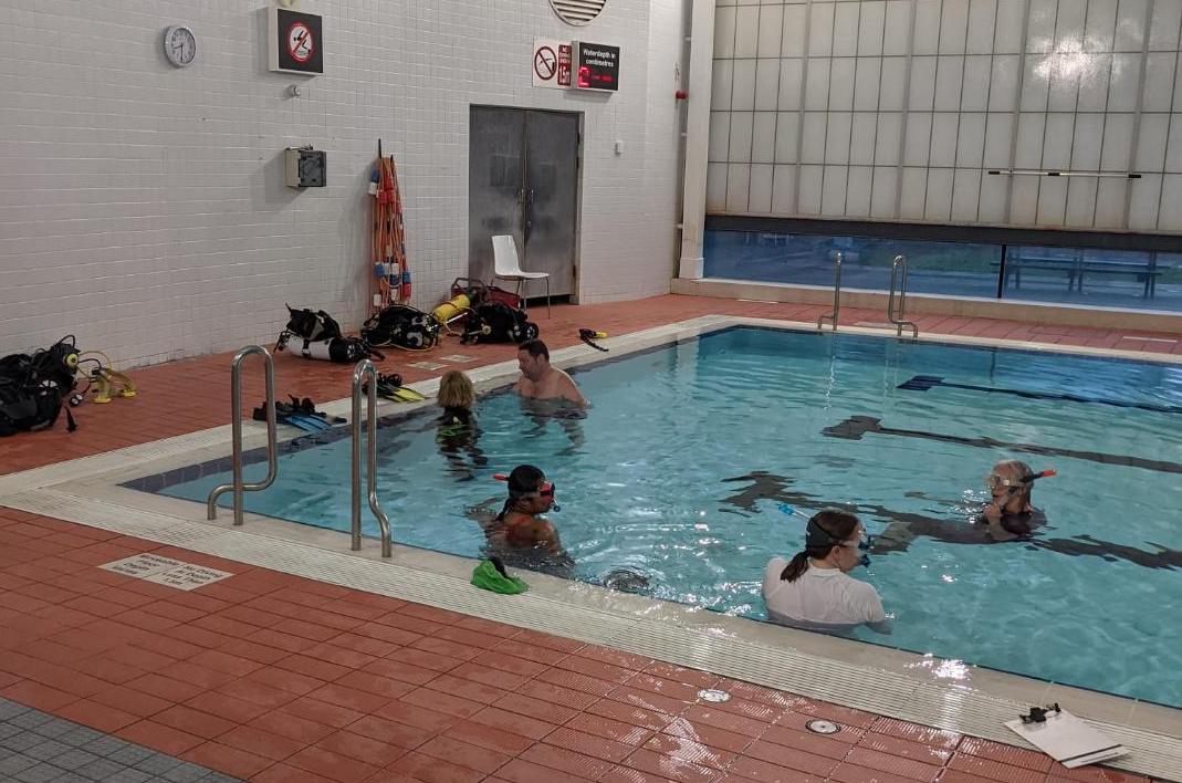 Pool training at Hemel Hempstead leisure centre